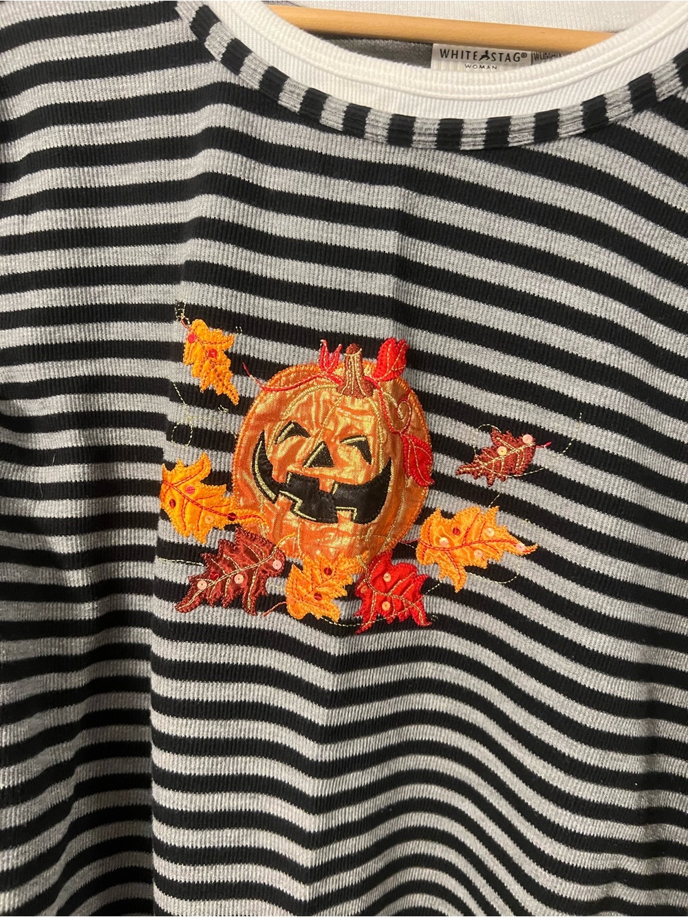 Women’s vintage Pumpkin Embroidered Top
